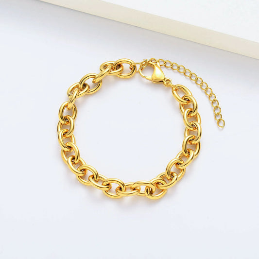 Pulsera dorada de eslabones gruesos