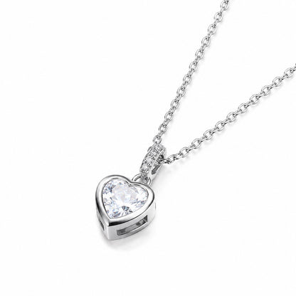 Collar corazón plateado con circonia